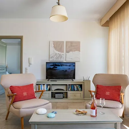 Triena Villas By Paxosretreats Gaios Extérieur photo