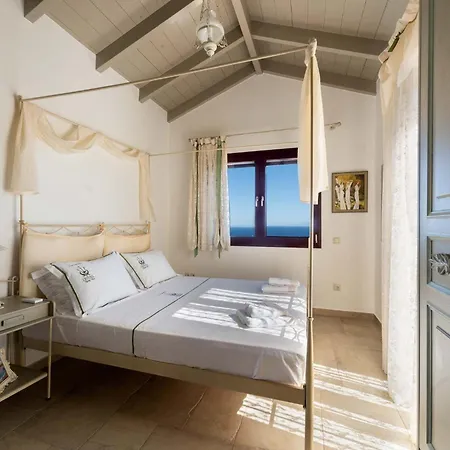 Triena Villas By Paxosretreats Gaios Extérieur photo