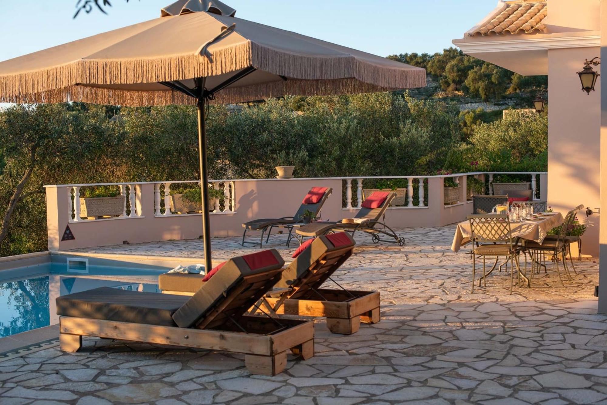 Triena By Paxosretreats Gaios