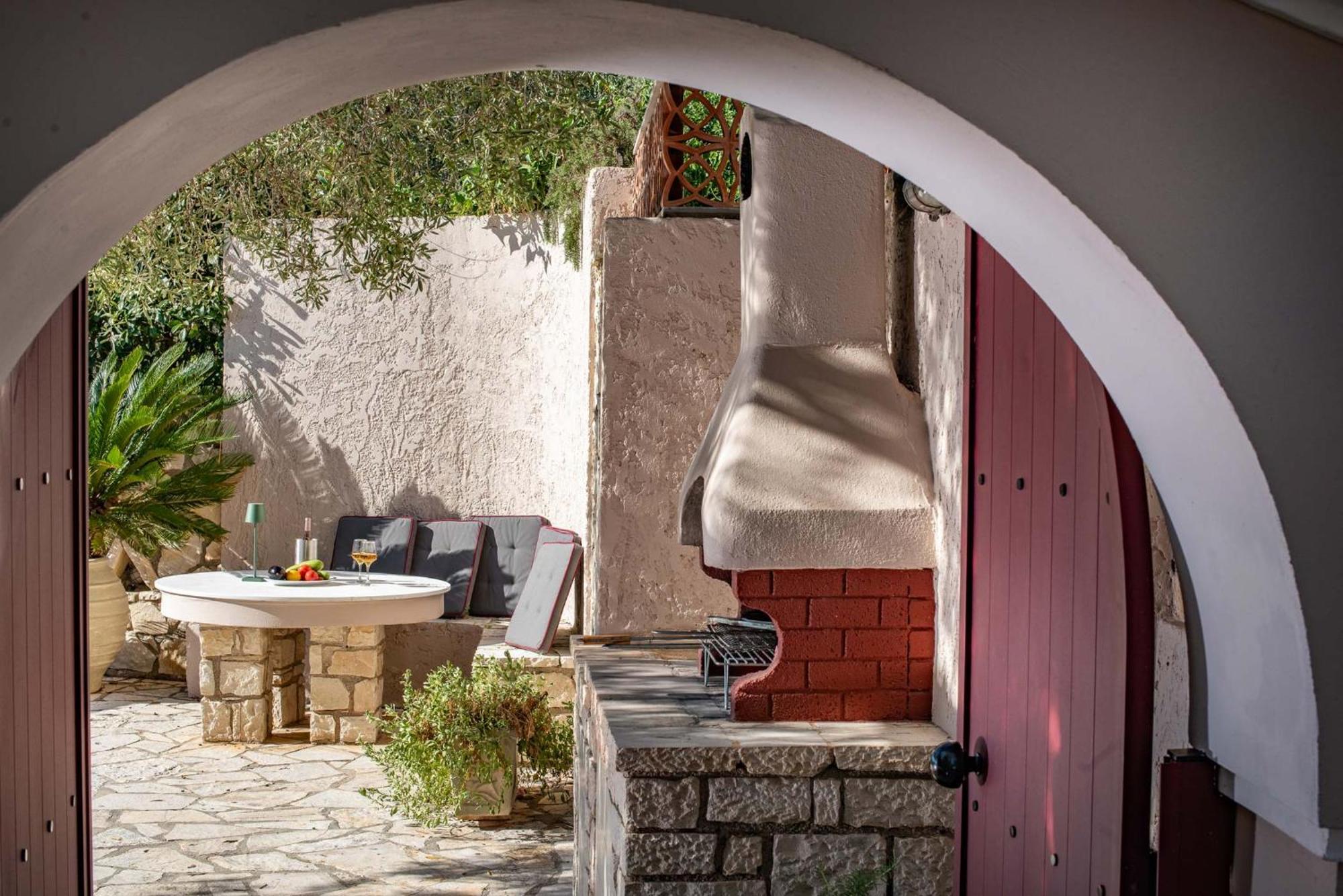 Triena By Paxosretreats Gaios